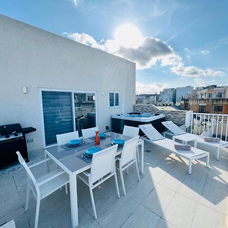 Апартаменти Poseidon Court Penthouse Superior Сент-Полс-Бей Екстер'єр фото