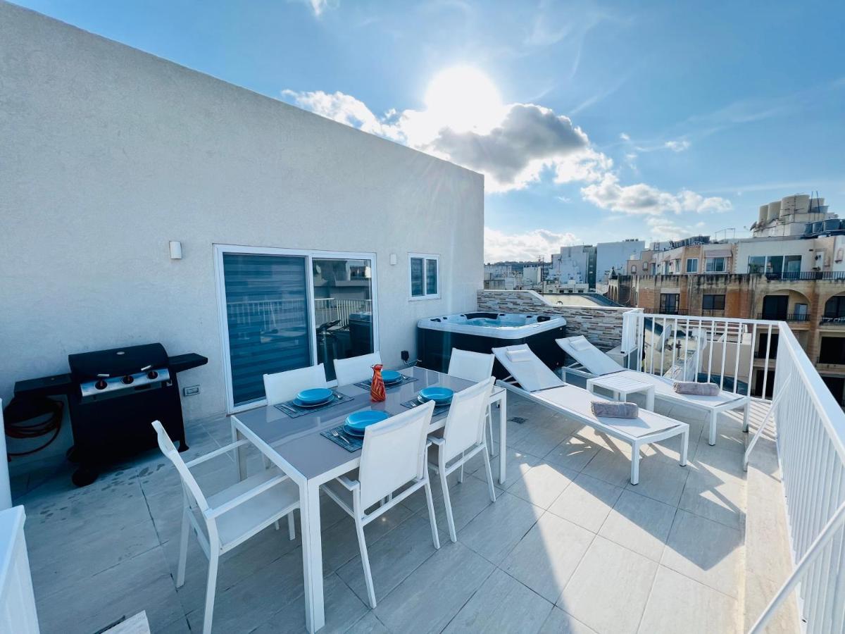Апартаменти Poseidon Court Penthouse Superior Сент-Полс-Бей Екстер'єр фото